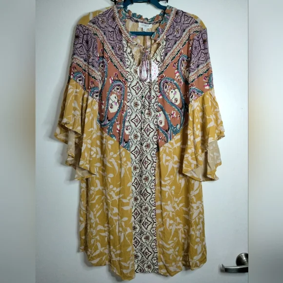 Umgee USA (Size M) Multicolor Floral Flutter SS Boho Above Knee Dress (NEW-NWT) - Picture 3 of 13